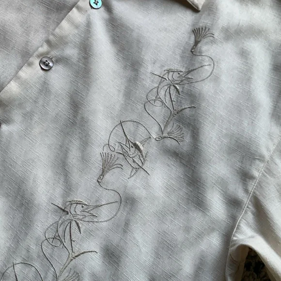 AFTCO Bluewater x Guy Harvey Marlin Embroidered Button Down Shirt Cream Size XL - Picture 9 of 13